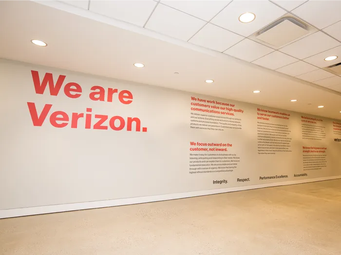 Verizon team